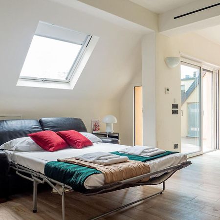 The Best Rent - Attic With Terrace In Milan Downtown Exterior photo