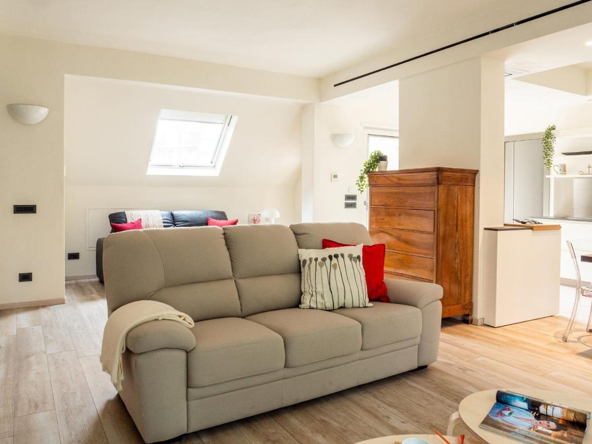 The Best Rent - Attic With Terrace In Milan Downtown Exterior photo