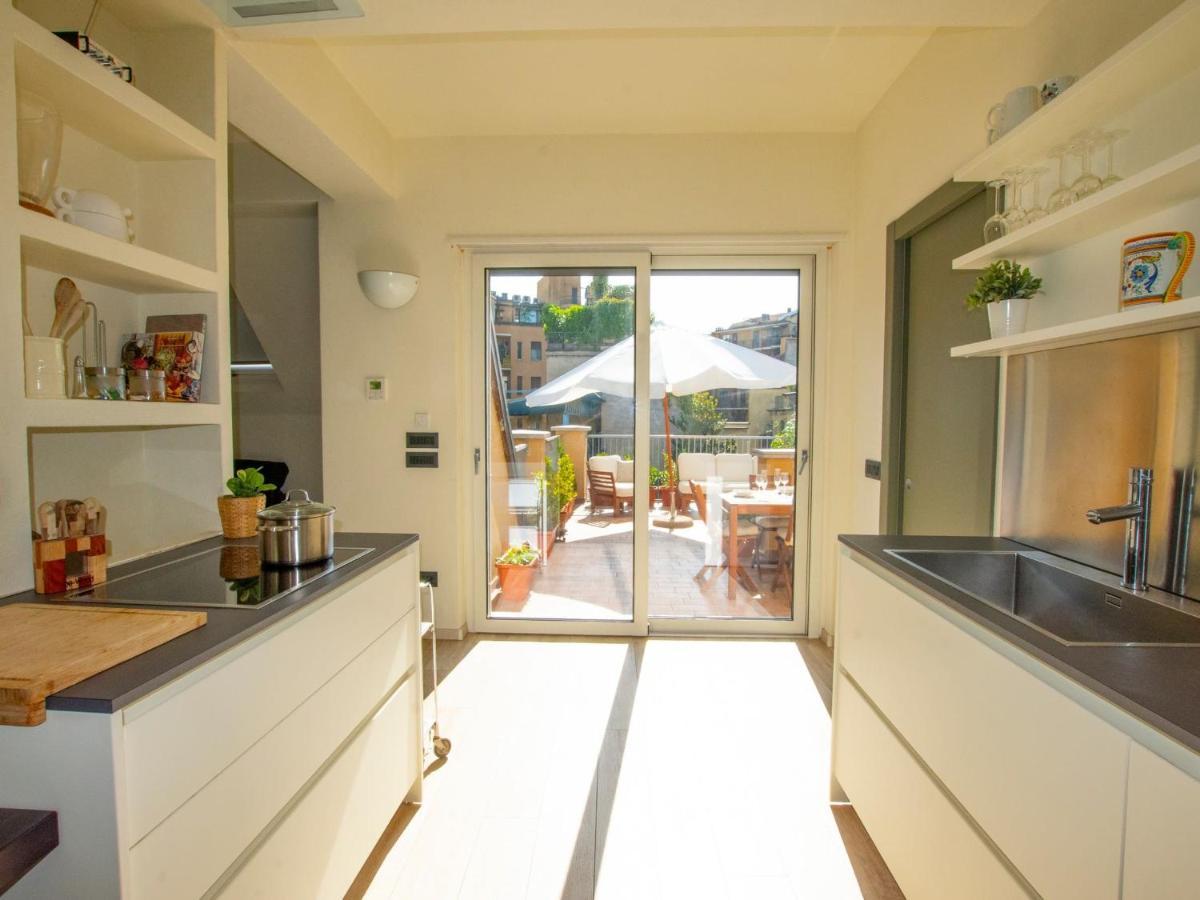 The Best Rent - Attic With Terrace In Milan Downtown Exterior photo